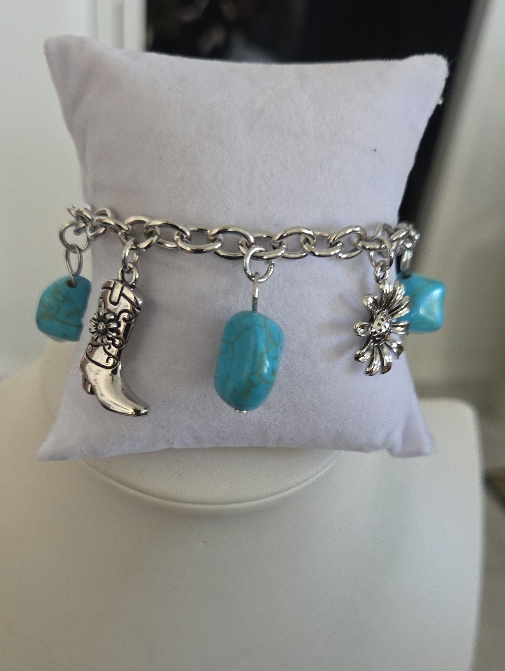 Paparazzi Badlands Beau Blue Bracelet NWT